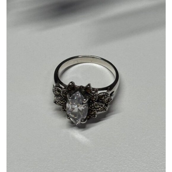 925 STERLING SILVER CZ & MARCASITE RING SIZE 5 - Picture 9 of 10